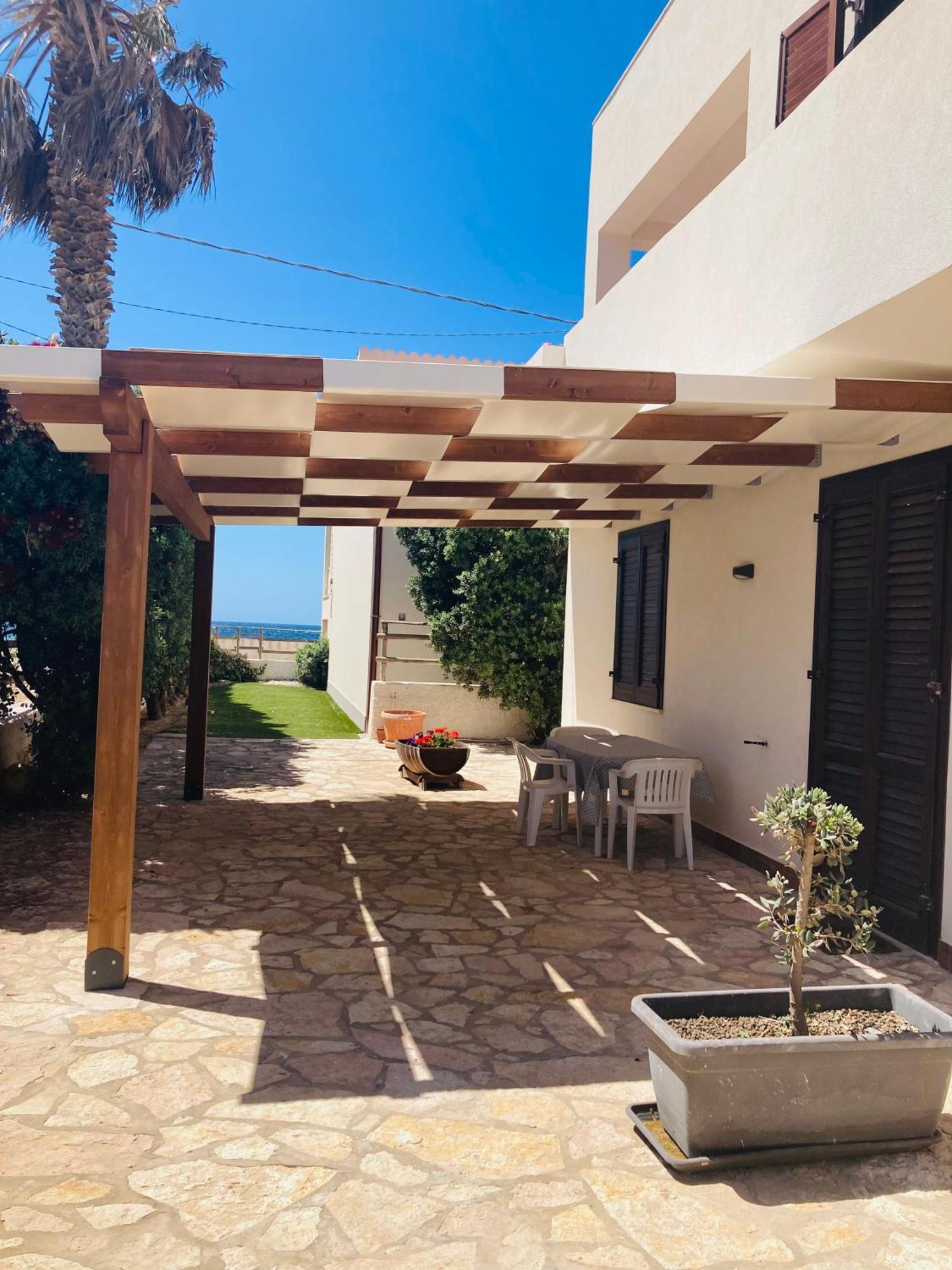 Posidonia Apartments Marsala Bagian luar foto