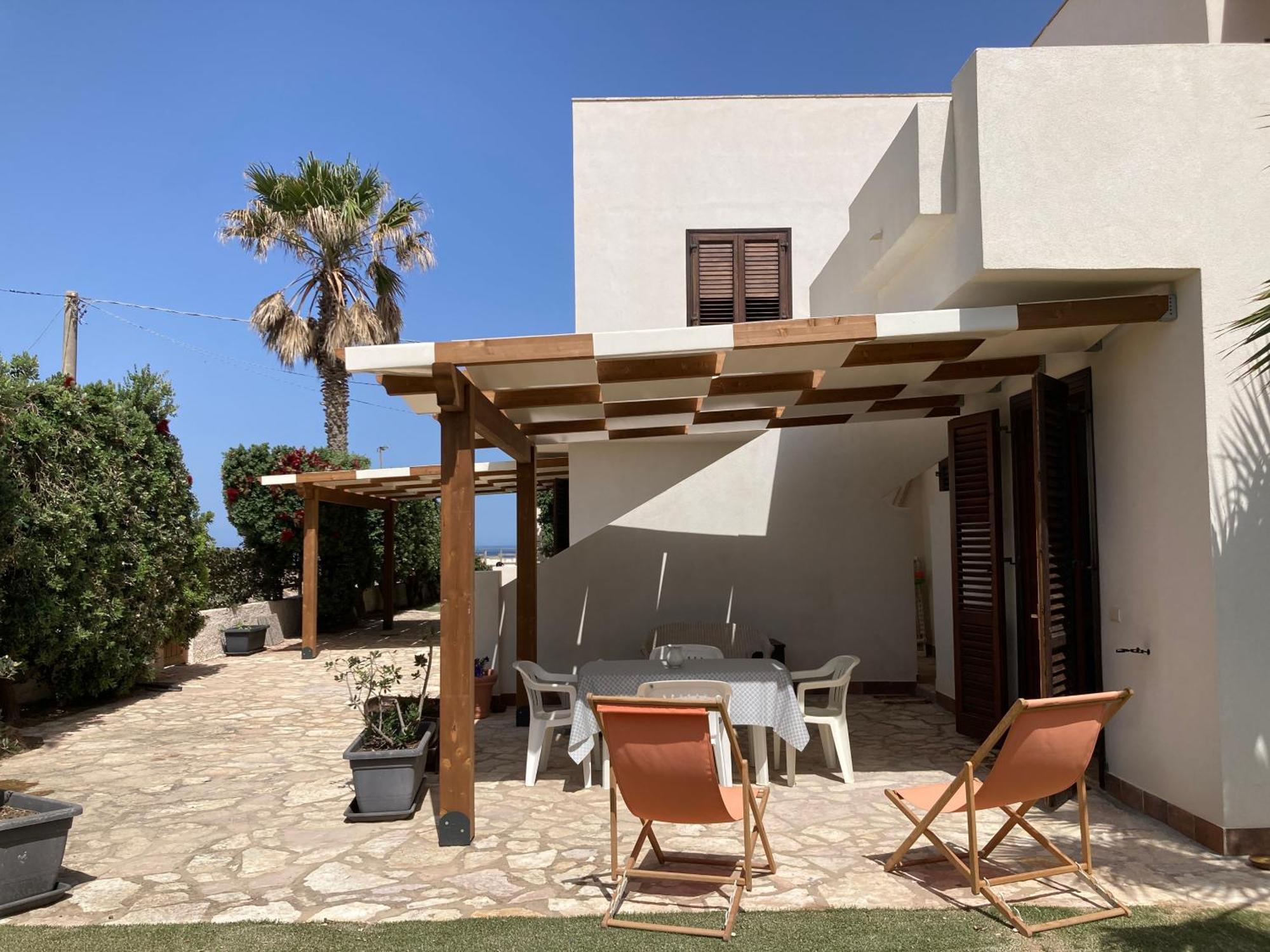 Posidonia Apartments Marsala Bagian luar foto